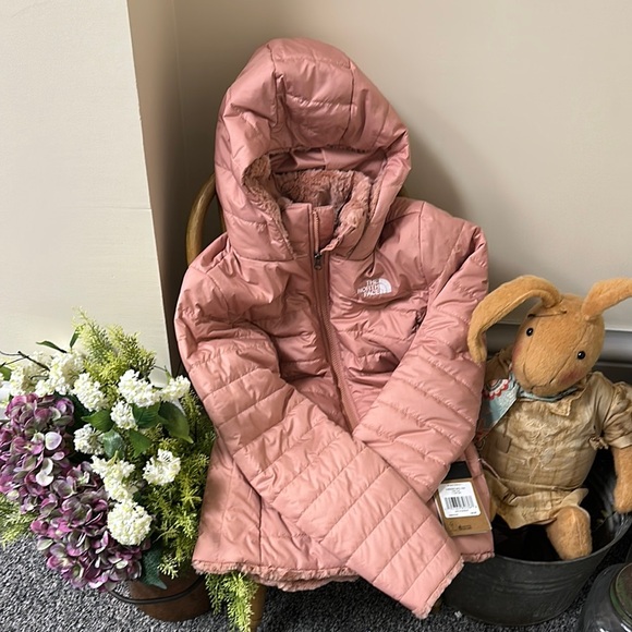 Blush Hooded Mossbud Swirl Puffer Jacket by The North Face